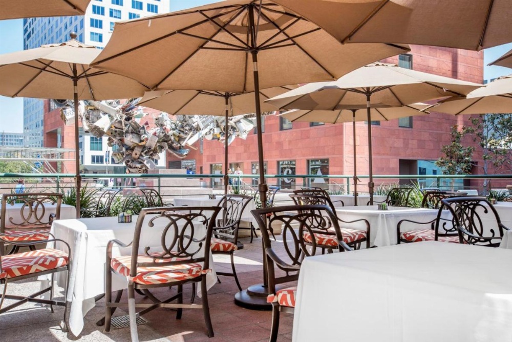 Omni Los Angeles Hotel At California Plaza Image 7